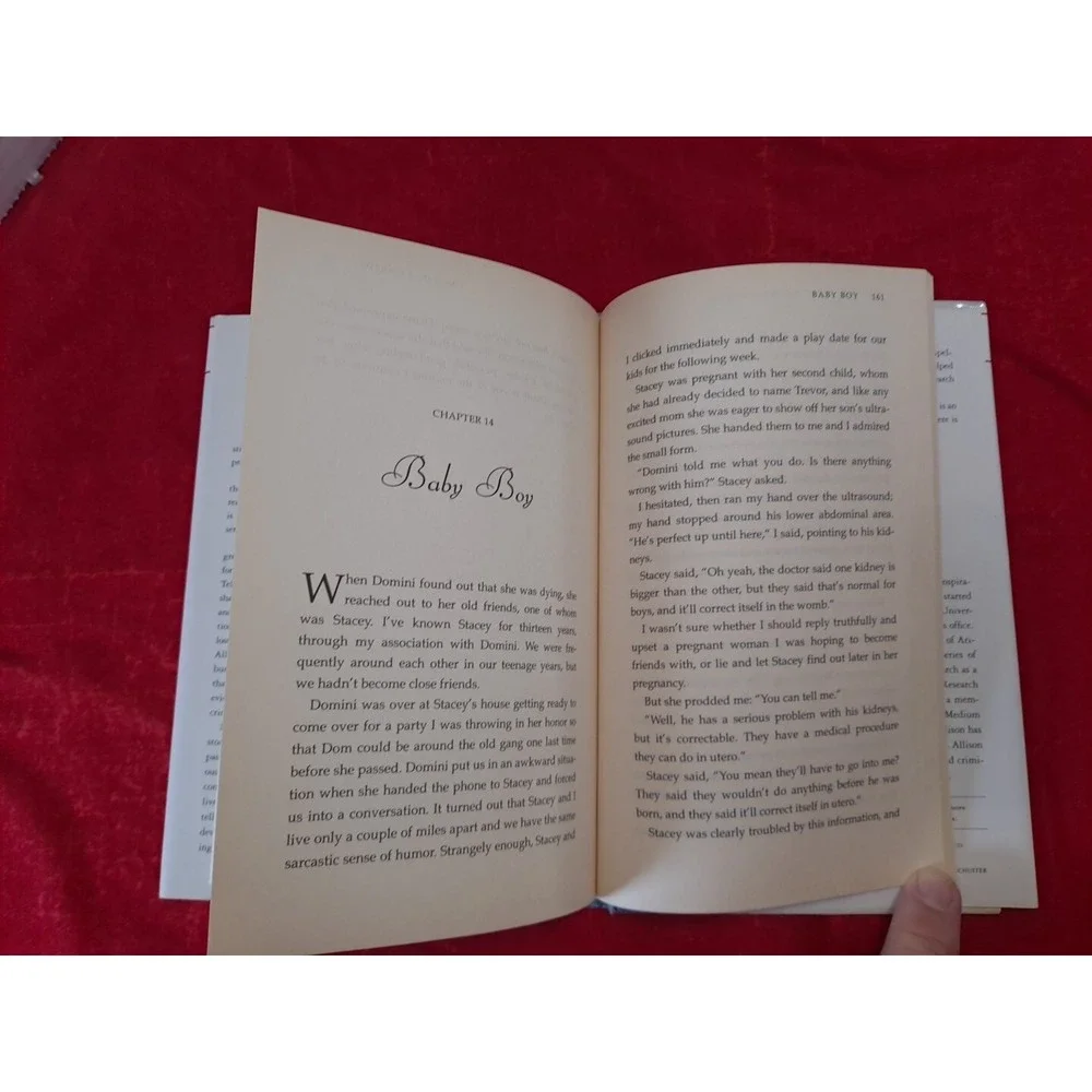 DON'T KISS THEM GOODBYE ALLISON‎ DUBOIS HARDBACK 2005